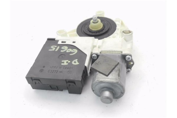 Recambio de motor elevalunas delantero izquierdo para audi a3 sportback (8pa) 2.0 tdi ambiente referencia OEM IAM 8P0959801H  