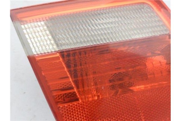 Recambio de piloto porton trasero izquierdo para bmw serie 3 touring (e46) 2.0 318d referencia OEM IAM 6907937  