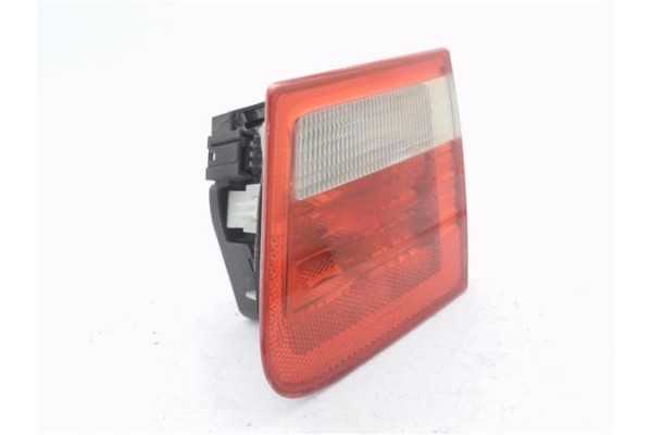 Recambio de piloto porton trasero derecho para bmw serie 3 touring (e46) 2.0 318d referencia OEM IAM 8374710  