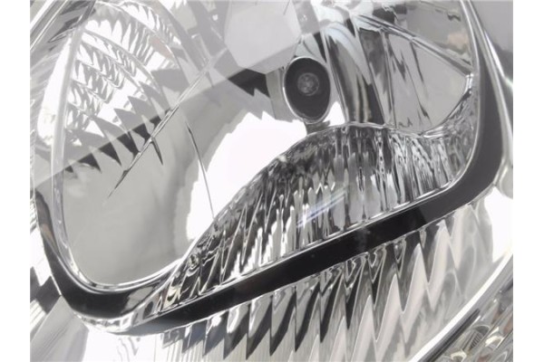 Recambio de faro delantero izquierdo para nissan kubistar (x76) 1.2 referencia OEM IAM 8200236590  