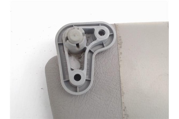 Recambio de parasol izquierdo para mercedes-benz vito furgón (639) 2.1 111cdi referencia OEM IAM A63981000107D86  