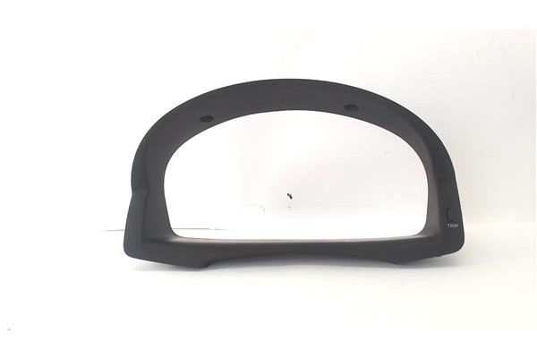 Recambio de embellecedor cuadro instrumentos para hyundai getz (tb) 1.1 básico referencia OEM IAM 848301C500  