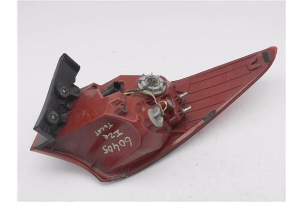 Recambio de piloto trasero izquierdo para hyundai santa fe (dm) 2.2 tecno 4wd referencia OEM IAM 924012W1  