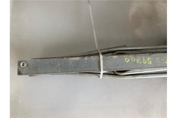 Recambio de mecanismo elevalunas delantero derecho para toyota avensis cross sport (t27) 2.2 premium referencia OEM IAM 85701020