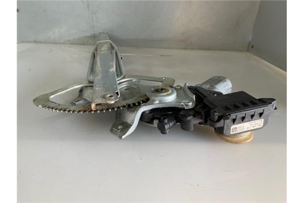 Recambio de mecanismo elevalunas delantero derecho para toyota avensis cross sport (t27) 2.2 premium referencia OEM IAM 85701020