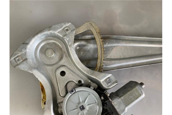 Recambio de mecanismo elevalunas trasero derecho para toyota avensis cross sport (t27) 2.2 premium referencia OEM IAM 8570202020