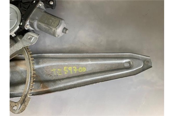 Recambio de mecanismo elevalunas trasero izquierdo para toyota avensis cross sport (t27) 2.2 premium referencia OEM IAM 85701020