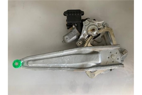 Recambio de mecanismo elevalunas trasero izquierdo para toyota avensis cross sport (t27) 2.2 premium referencia OEM IAM 85701020