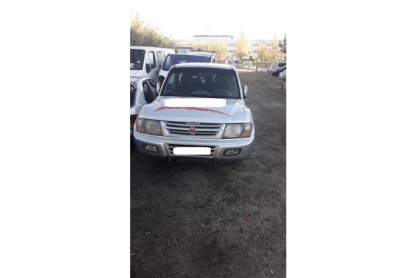 mitsubishi montero (v60/v70)(2000) del año 