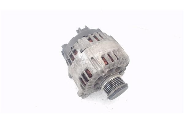 Recambio de alternador para seat leon (1p1) 1.6 tdi referencia OEM IAM 03L903023F TG14C026 