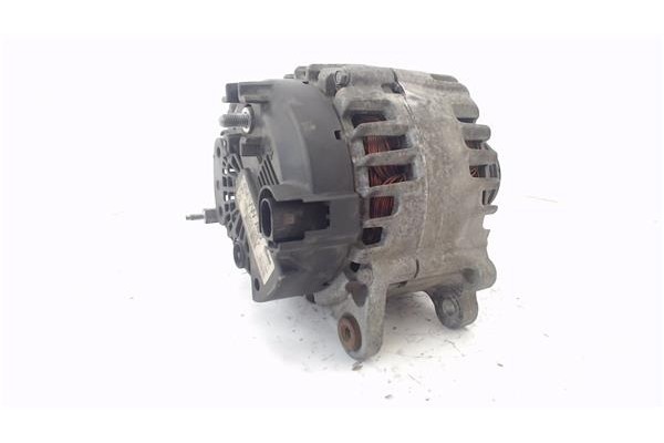 Recambio de alternador para seat leon (1p1) 1.6 tdi referencia OEM IAM 03L903023F TG14C026 