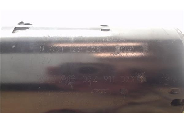 Recambio de motor arranque para seat leon (1p1) 1.6 tdi referencia OEM IAM 0001123028 02Z911023N 