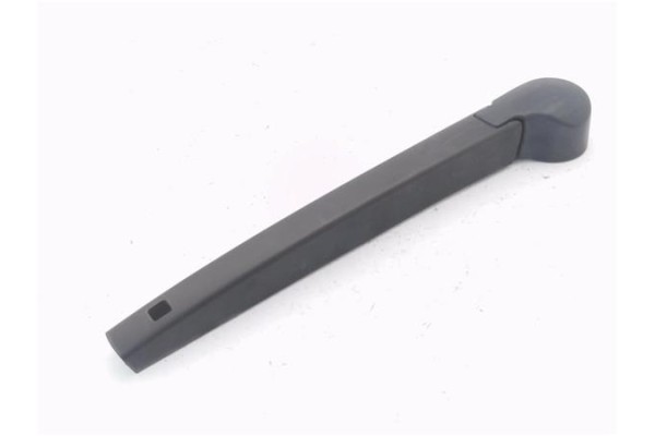 Recambio de brazo limpiaparabrisas trasero para volkswagen golf vi (5k1) 1.4 advance referencia OEM IAM 5K6955707  