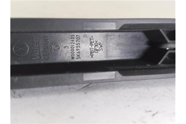 Recambio de brazo limpiaparabrisas trasero para volkswagen golf vi (5k1) 1.4 advance referencia OEM IAM 5K6955707  
