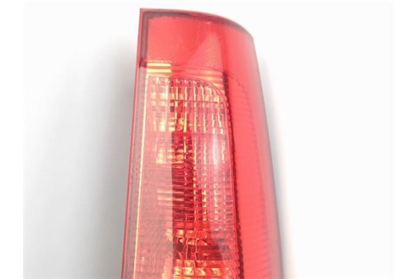 Recambio de piloto trasero derecho para mercedes-benz vito furgón (639) 2.1 111cdi referencia OEM IAM 96467801  