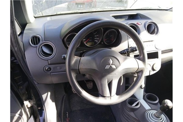 Recambio de volante para mitsubishi colt cz3 berl. 3 (z30) 1.5 di-d instyle referencia OEM IAM MR955201XA  