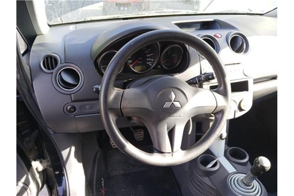 Recambio de volante para mitsubishi colt cz3 berl. 3 (z30) 1.5 di-d instyle referencia OEM IAM MR955201XA  