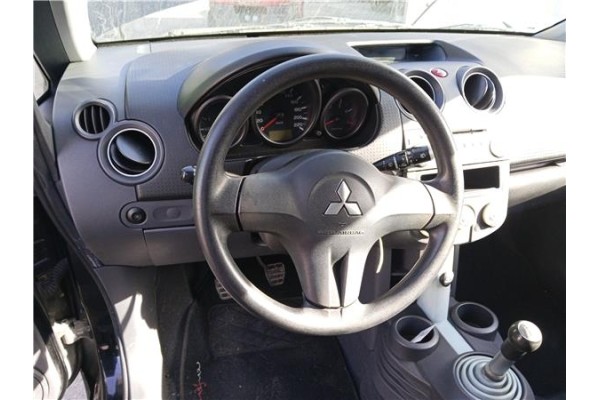 Recambio de volante para mitsubishi colt cz3 berl. 3 (z30) 1.5 di-d instyle referencia OEM IAM MR955201XA  