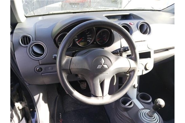 Recambio de volante para mitsubishi colt cz3 berl. 3 (z30) 1.5 di-d instyle referencia OEM IAM MR955201XA  