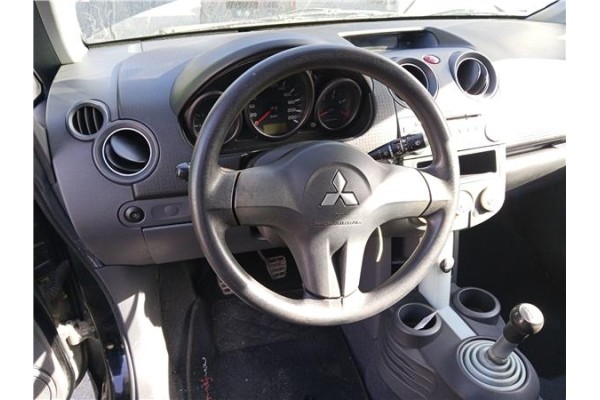 Recambio de volante para mitsubishi colt cz3 berl. 3 (z30) 1.5 di-d instyle referencia OEM IAM MR955201XA  