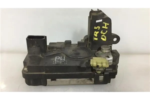 Recambio de cierre electromagnetico trasero derecho para opel zafira b 1.9 enjoy referencia OEM IAM 13210739 PW 