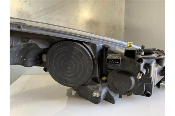 Recambio de faro delantero izquierdo para peugeot 207 1.6 hdi referencia OEM IAM 964998628001 89900872 