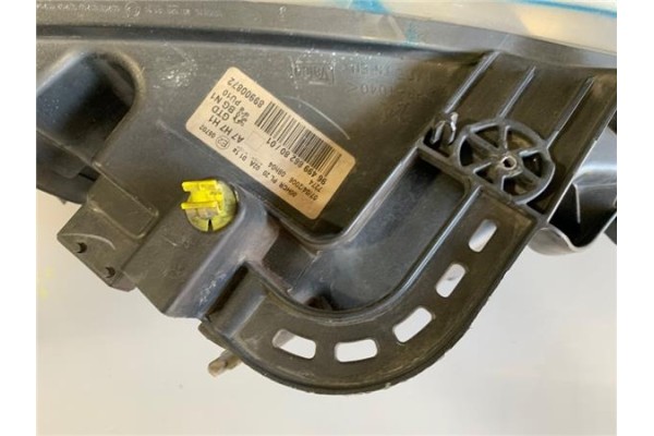 Recambio de faro delantero izquierdo para peugeot 207 1.6 hdi referencia OEM IAM 964998628001 89900872 