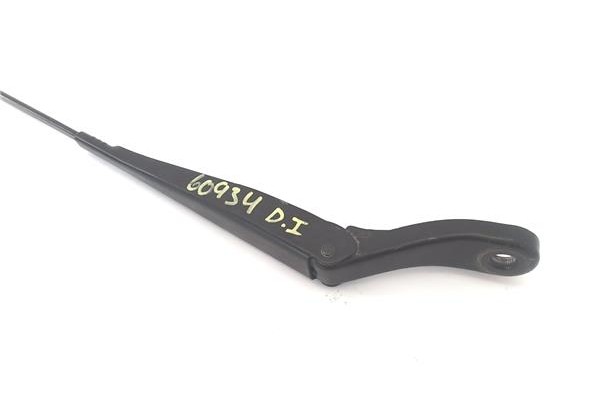 Recambio de brazo limpiaparabrisas delantero izquierdo para peugeot 207 sw 1.6 hdi referencia OEM IAM 6429AL  