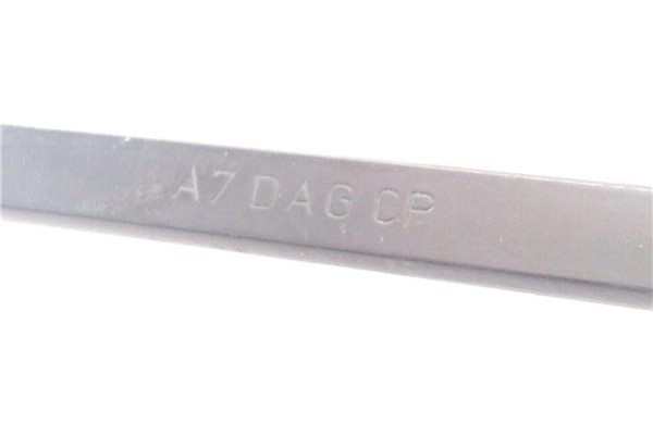 Recambio de brazo limpiaparabrisas delantero derecho para peugeot 207 sw 1.6 hdi referencia OEM IAM A7DAGCP  