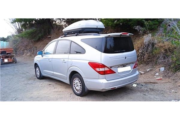 ssangyong rodius del año 2006