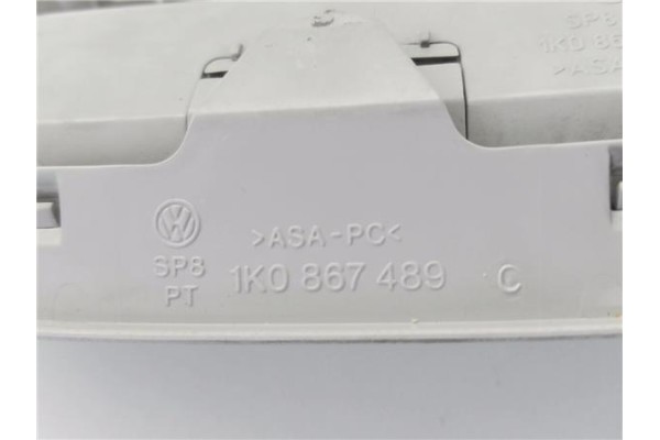 Recambio de luz delantero central techo para volkswagen golf v (1k1) 2.0 tdi 16v referencia OEM IAM 1K0868837C 1K0867489C 
