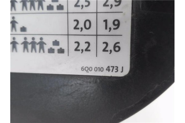 Recambio de tapa exterior combustible para volkswagen polo iv (9n3) 1.4 advance referencia OEM IAM 6Q0010473J 1H0010092C 