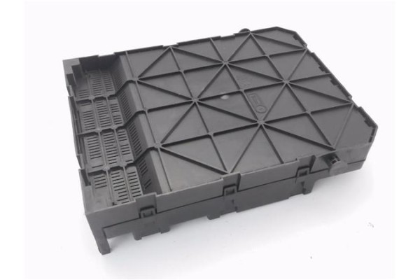 Recambio de bsi para peugeot 207 1.6 hdi referencia OEM IAM 9659285580  