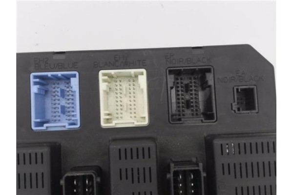 Recambio de bsi para peugeot 207 1.6 hdi referencia OEM IAM 9659285580  