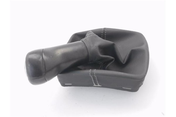 Recambio de pomo palanca cambio para volkswagen polo iv (9n3) 1.4 advance referencia OEM IAM 6Q1711113G  