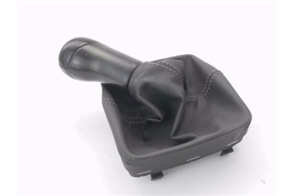 Recambio de pomo palanca cambio para volkswagen polo iv (9n3) 1.4 advance referencia OEM IAM 6Q1711113G  