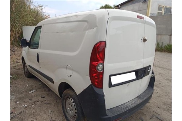 opel combo d del año 2016