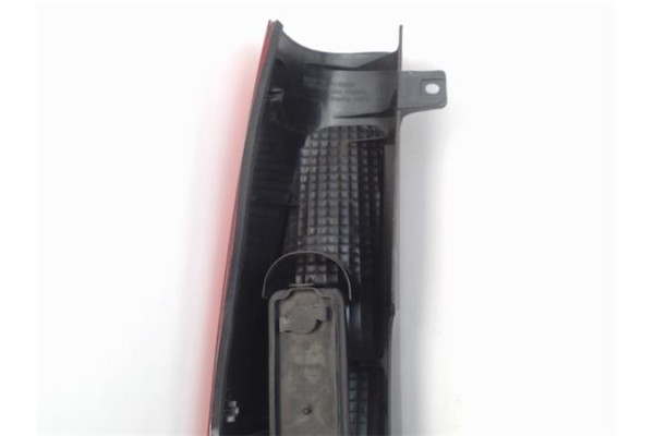 Recambio de piloto trasero derecho para mercedes-benz vito furgón (639) 2.1 111cdi referencia OEM IAM 96467801  