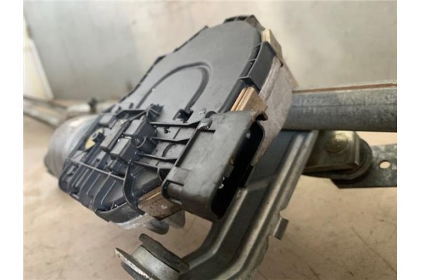 Recambio de motor limpiaparabrisas delantero para peugeot 308 1.6 gt referencia OEM IAM 039024186912V058  