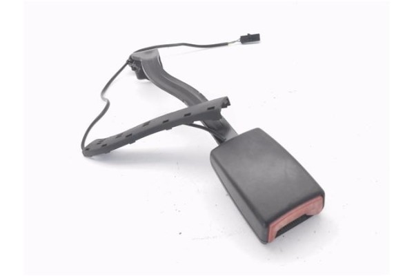 Recambio de anclaje cinturon delantero derecho para volkswagen golf v plus (5m1) 1.9 tdi referencia OEM IAM 1K4857756F  