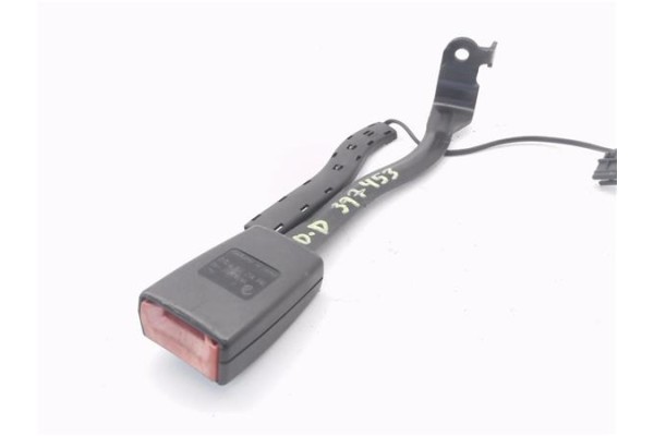 Recambio de anclaje cinturon delantero derecho para volkswagen golf v plus (5m1) 1.9 tdi referencia OEM IAM 1K4857756F  