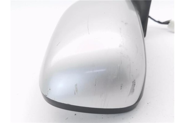 Recambio de retrovisor electrico derecho para toyota corolla (e12) 2.0 d-4d referencia OEM IAM E11015440  