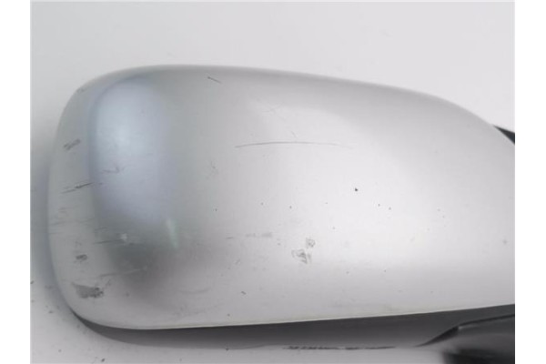 Recambio de retrovisor electrico derecho para toyota corolla (e12) 2.0 d-4d referencia OEM IAM E11015440  