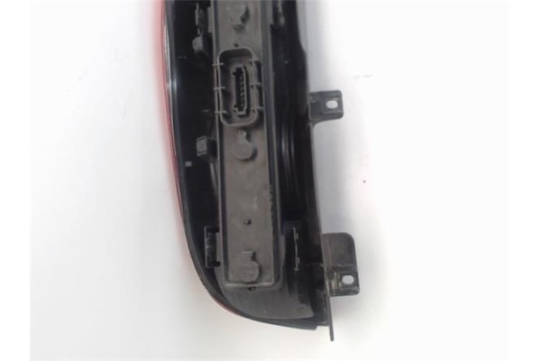 Recambio de piloto trasero derecho para mercedes-benz vito furgón (639) 2.1 111cdi referencia OEM IAM 96467801  