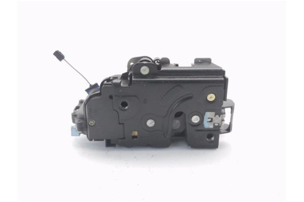 Recambio de cierre electromagnetico trasero derecho para volkswagen golf v plus (5m1) 1.9 tdi referencia OEM IAM 7L0839216  
