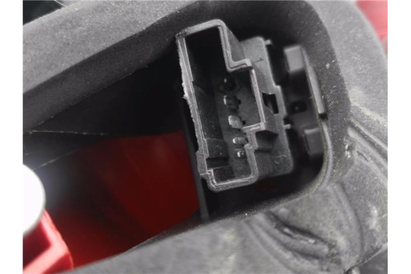 Recambio de piloto trasero derecho para peugeot 308 1.6 gt referencia OEM IAM 9680425680  