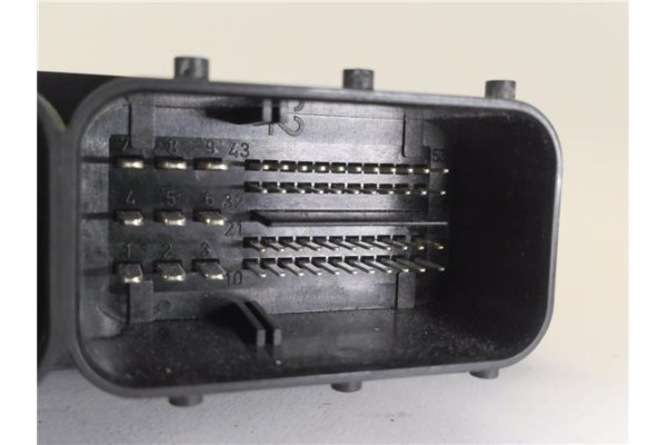 Recambio de centralita para mitsubishi colt cz3 berl. 3 (z30) 1.5 di-d instyle referencia OEM IAM PMN903093 0281013498 