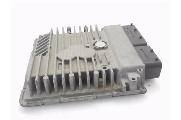 Recambio de centralita para seat leon (1p1) 1.6 tdi referencia OEM IAM 03L906023LF 5WP42915AA 