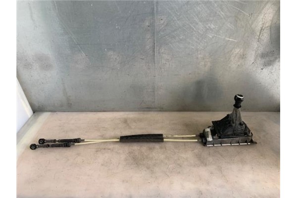 Recambio de conjunto palanca cambio velocidad para seat ibiza (6l1) 1.4 16v referencia OEM IAM 6Q0711050B 6Q0711061 