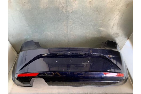 Recambio de paragolpes trasero para seat leon (1p1) 1.9 tdi referencia OEM IAM 1P0807421D  